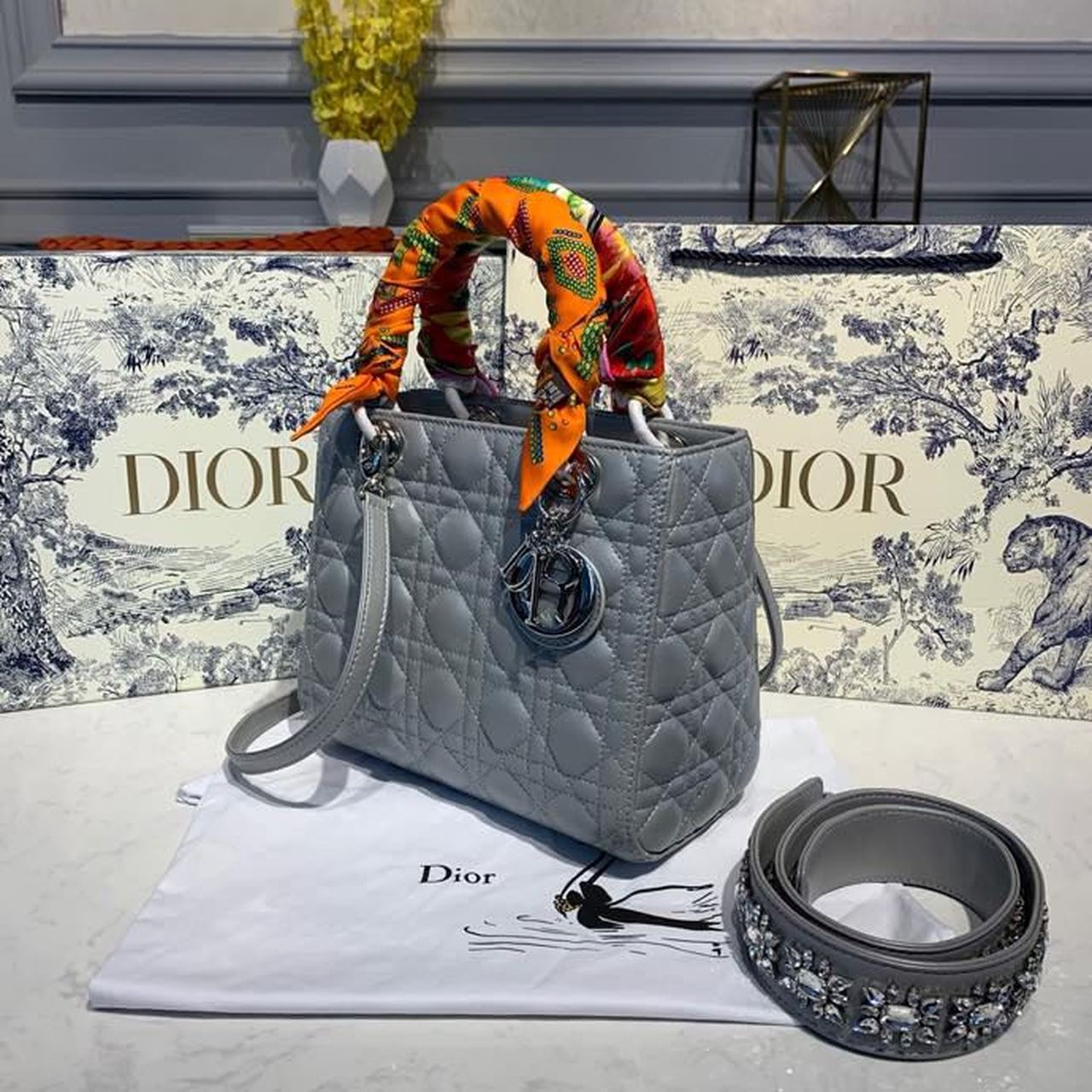 Top Quality MeTop Qualityum Lady Bag Silver Hardware with Embellished Bag Strap Pearl Grey For Women 9.5in/24cm CD