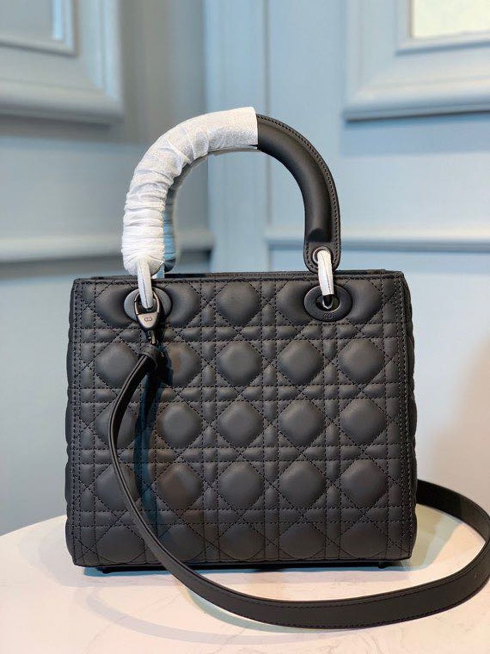 Top Quality MeTop Qualityum Lady Bag Matte Hardware Black Ultramatte For Women 9.5in/24cm CD M0565SLOI_M989