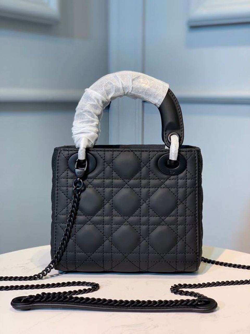 Top Quality Mini Lady Bag with Chain Matte Hardware Spring/Summer Collection, Black, For Women Womens Handbags, 18cm CD M0505SLOI_M989
