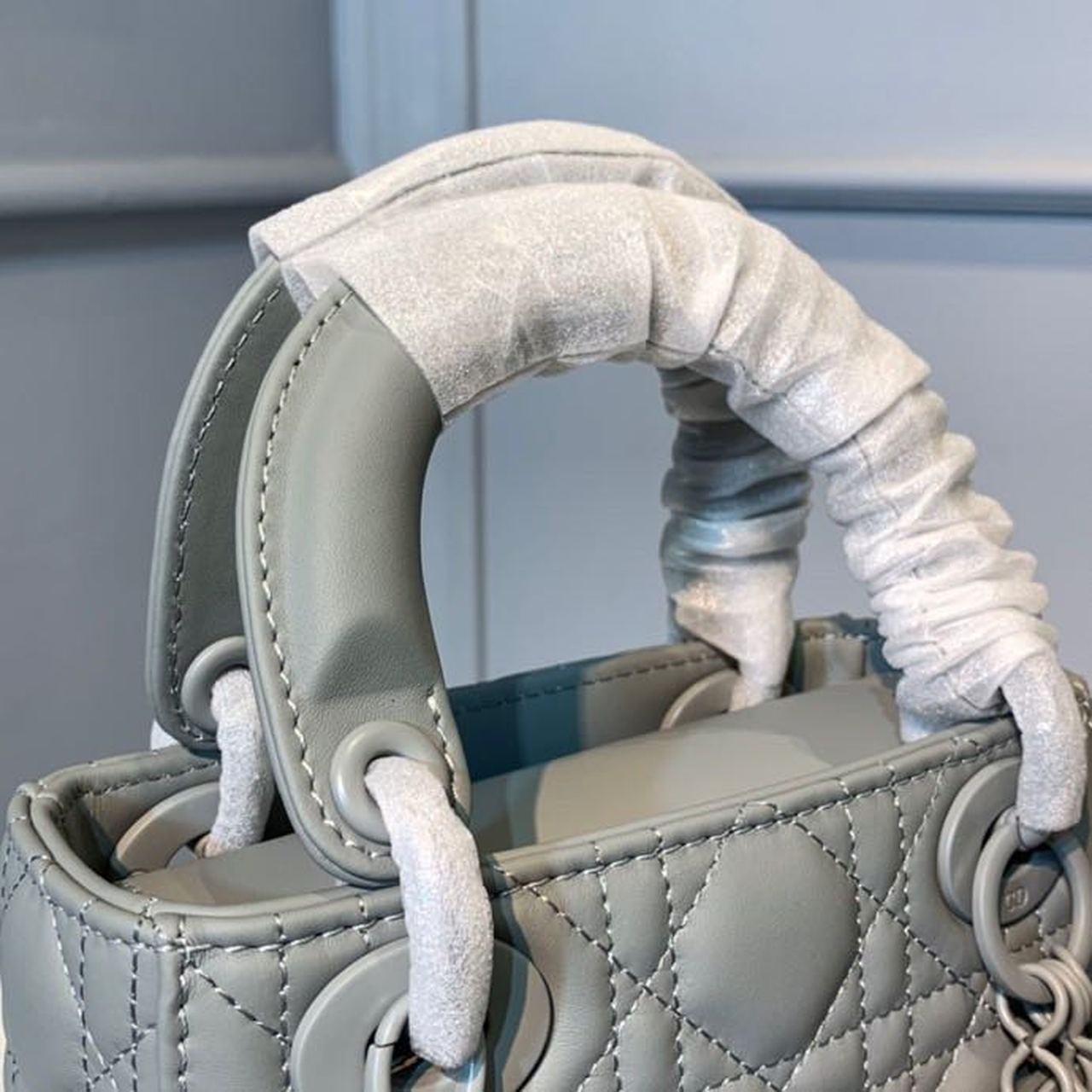 Top Quality Mini Lady Bag with Chain Matte Hardware Spring/Summer Collection, Pewter Blue, For Women Womens Handbags, 18cm CD