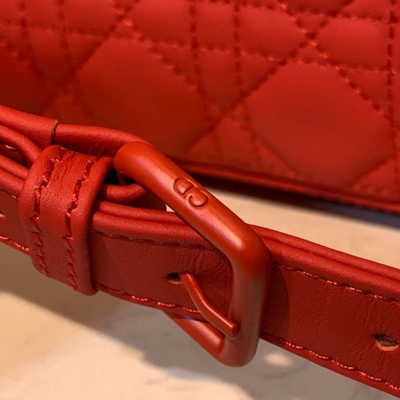 Top Quality MeTop Qualityum Lady Bag Matte Hardware Red Ultramatte For Women 9.5in/24cm CD