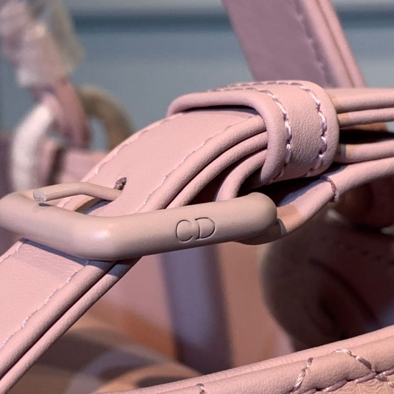 Top Quality MeTop Qualityum Lady Bag Matte Hardware Powder Pink For Women 9.5in/24cm CD