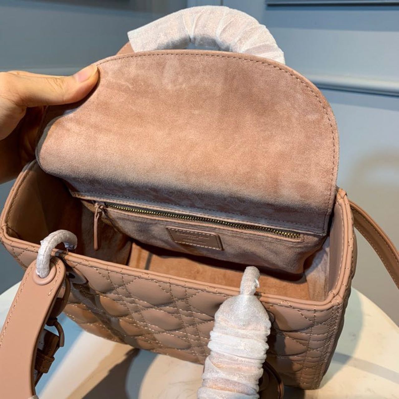 Top Quality MeTop Qualityum Ultramatte Lady Bag Blush For Women, Women’s Handbags 9in/24cm CD M0565ILOI_M50P