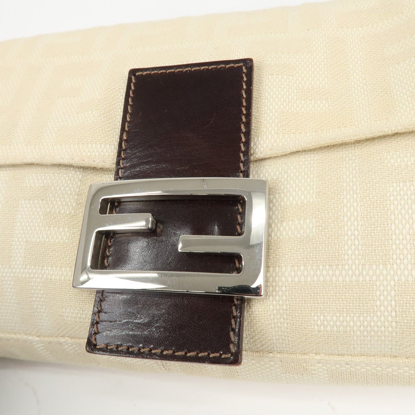 FENDI Mamma Baguette Zucca Canvas Shoulder Bag Beige White 26424  d