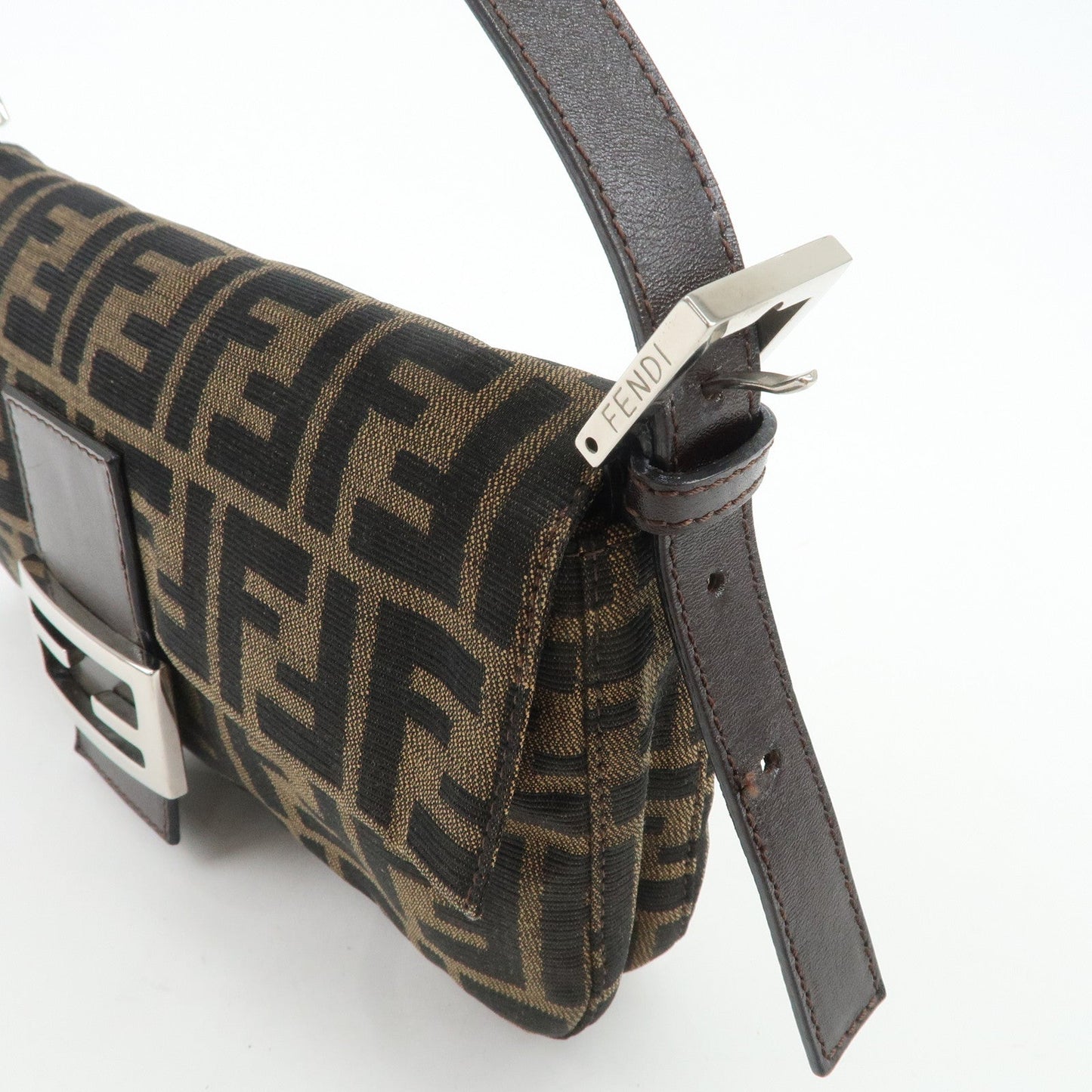 FENDI Mamma Baguette Zucca Canvas Leather Shoulder Bag 26424  d