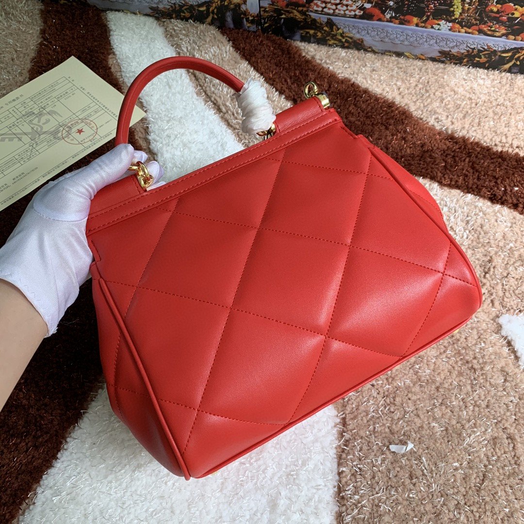 Top Quality MeTop Qualityum Sicily Bag In Quilted Red For Women 10.2in/26cm Top Quality Top Quality6002AW5918H383