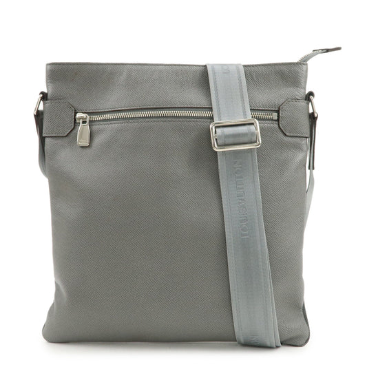 Louis Vuitton Taiga Sasha Shoulder Bag Crossbody Bag Glacier M32630