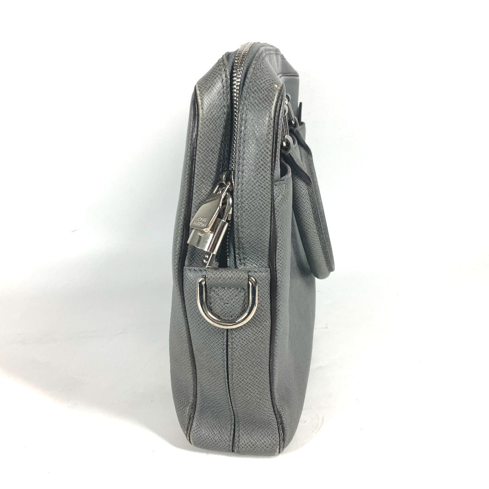 LOUIS VUITTON Business bag M32711 Taiga Leather gray Taiga Taiga Porto Document Business PDB mens  d