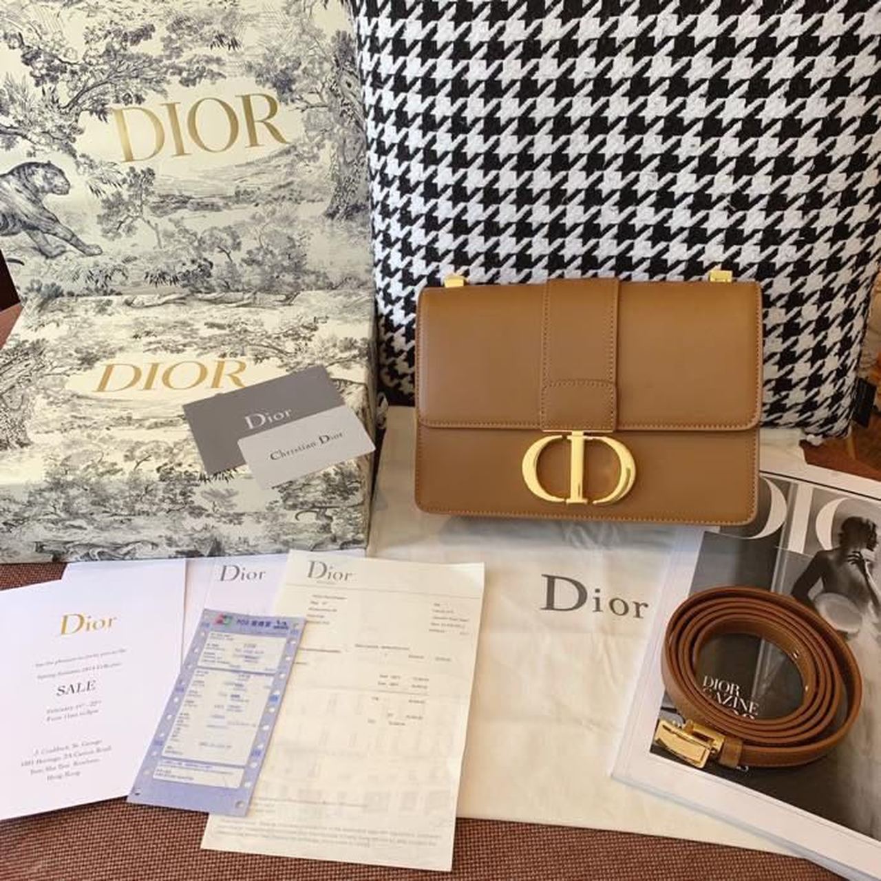 Top Quality 30 Montaigne Bag Amber Box For Women 24cm/9in CD M9203UMOS_M70E