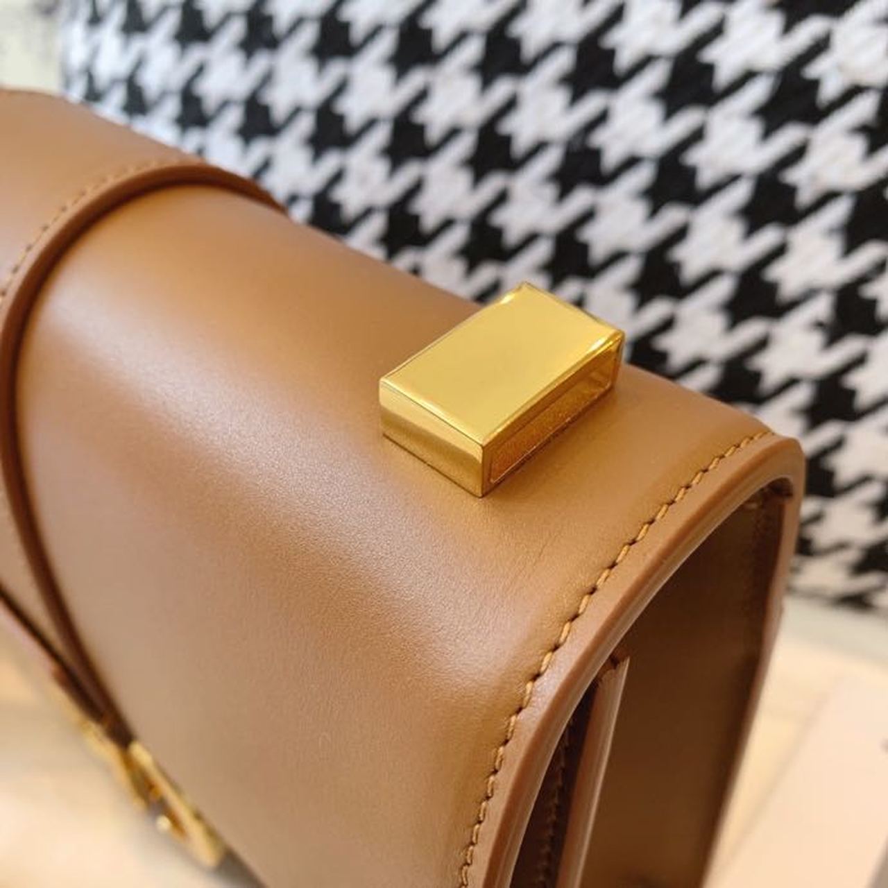Top Quality 30 Montaigne Bag Amber Box For Women 24cm/9in CD M9203UMOS_M70E