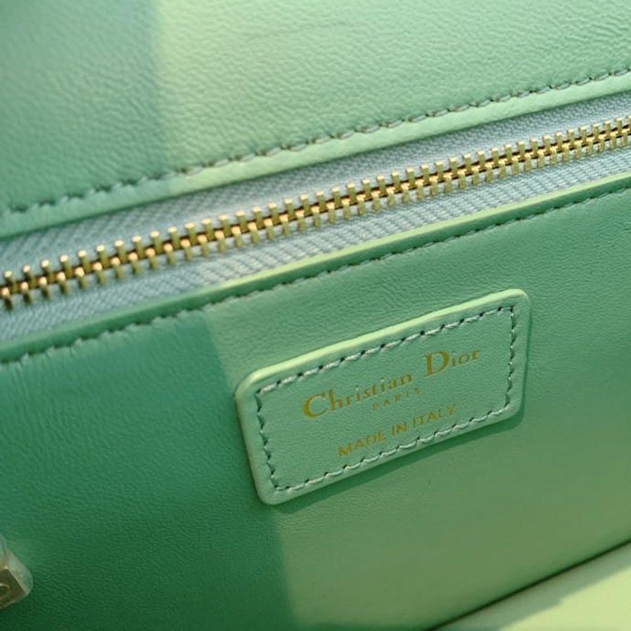 Top Quality MeTop Qualityum 30 Montaigne Bag Deep Mint Green Box For Women 24cm/9in CD