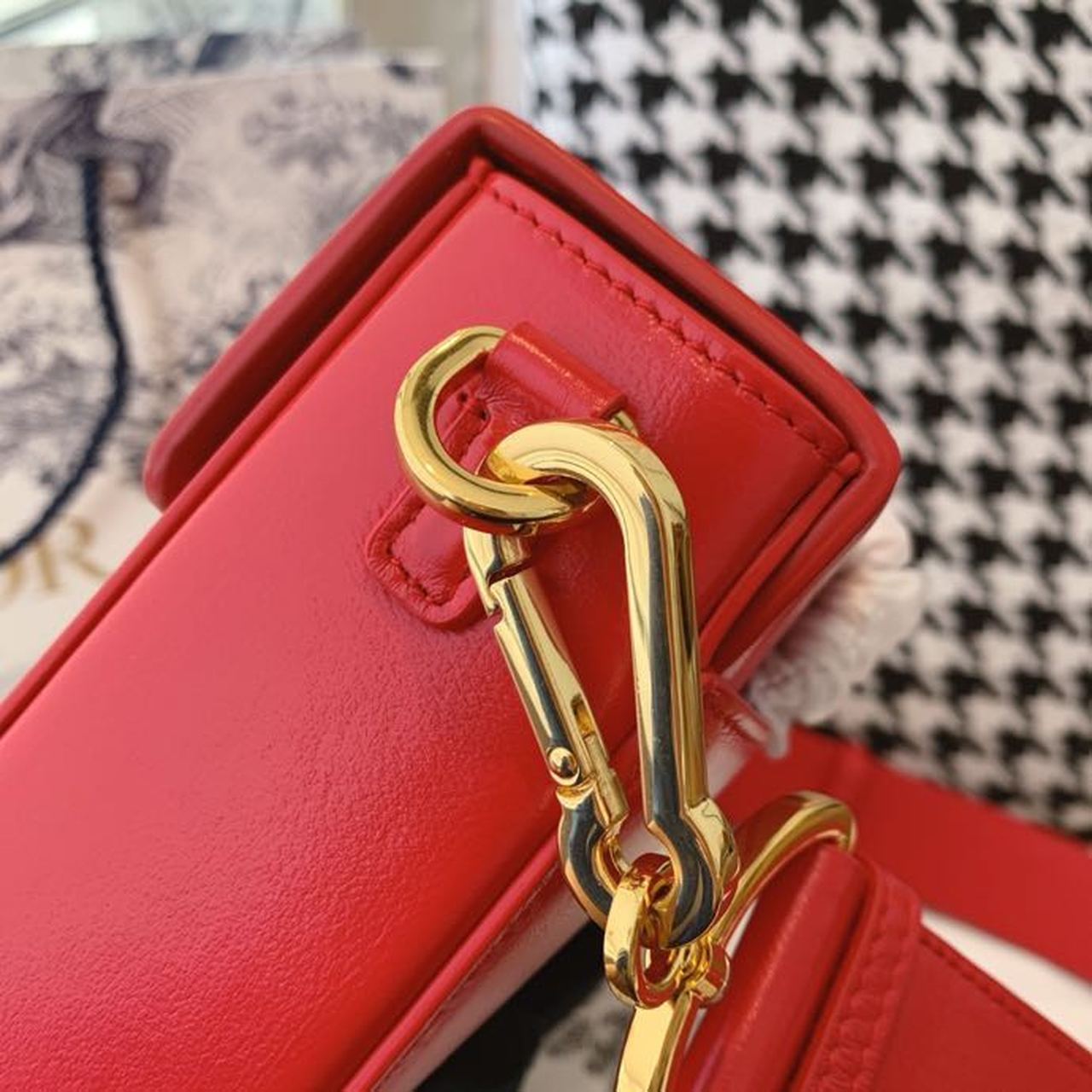 Top Quality Mini 30 Montaigne Bag Gold Toned Hardware Red For Women 18cm/7in CD