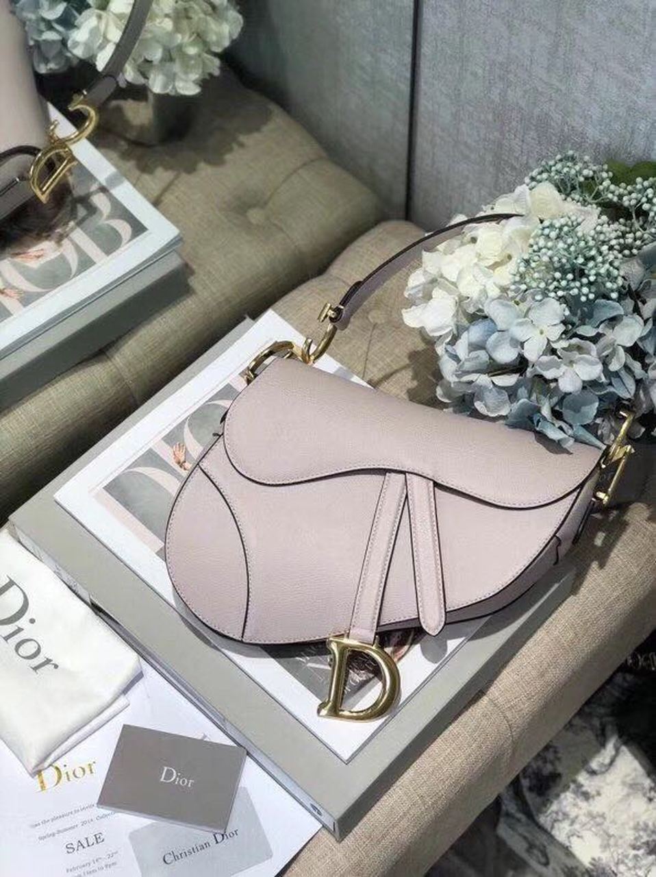 Top Quality Saddle Bag Grained Canvas Light Pink For Women 19.5cm/7.6in CD