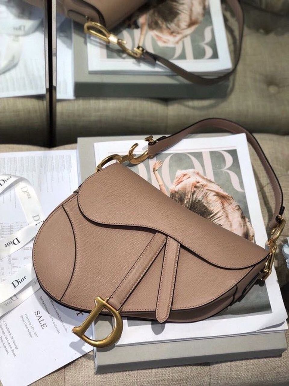 Top Quality Warm Taupe Grained Saddle Bag Gold Toned Hardware Canvas For Women 25cm/10in CD M0446CBAA_M45M