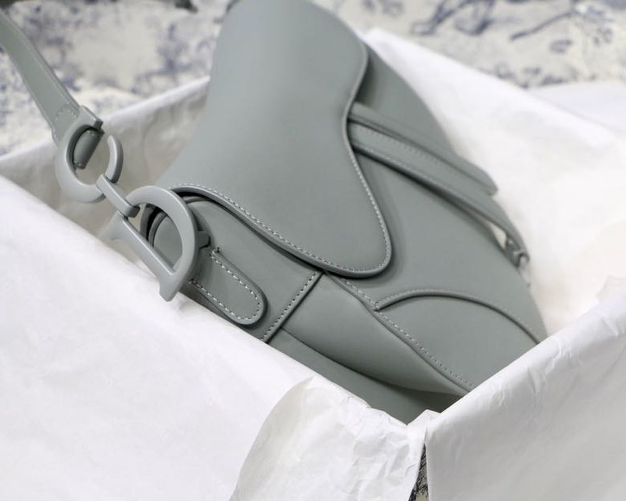Top Quality Ultramatte Saddle Bag Light Blue Grained Gold Toned Hardware For Women 25cm/10in CD