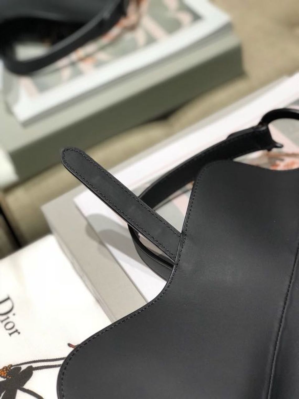 Top Quality Saddle Bag Black For Women 10in/26cm CD M0446SLLO_M989