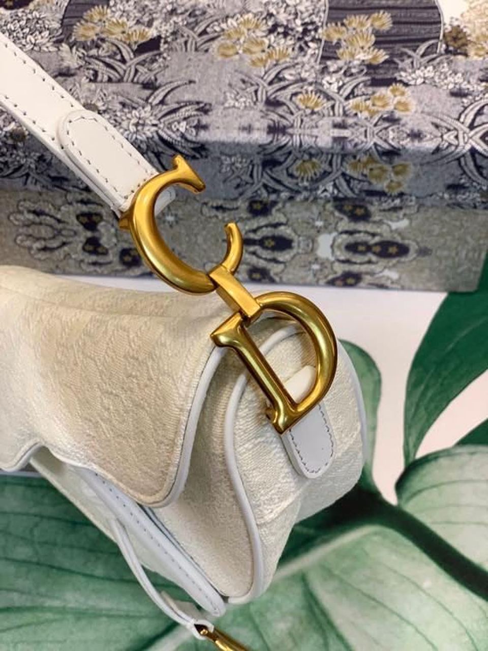 Top Quality Saddle Bag White Oblique Embroidered Canvas Gold Toned Hardware For Women 21cm/8.5in CD