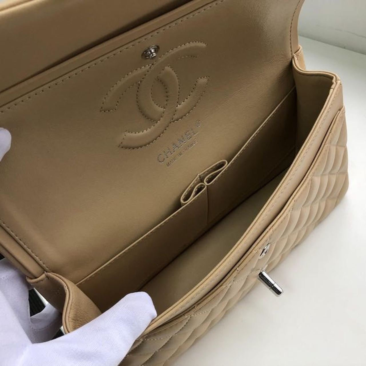 CHL Classic Handbag Silver Hardware Beige For Women, Women’s Bags, Shoulder And Crossbody Bags 10in/26cm A01112
