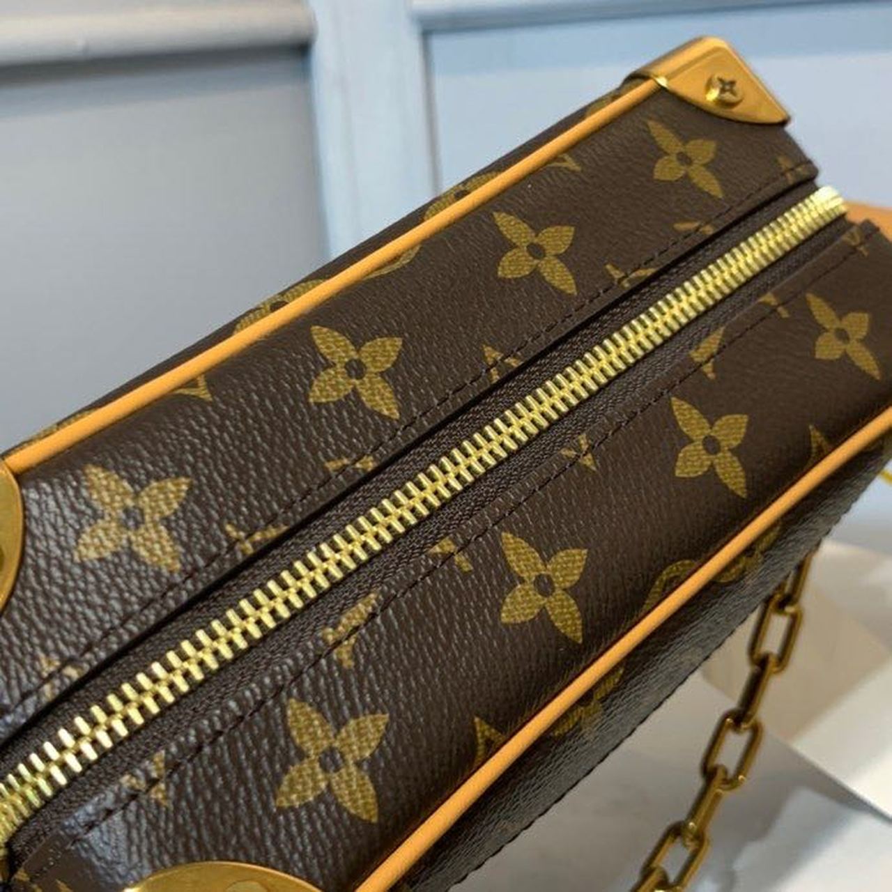 Top Quality Mini Soft Trunk Monogram Canvas For Women, WoBags, Shoulder And Crossbody Bags 7.2in/18.5cm Top Quality M68906