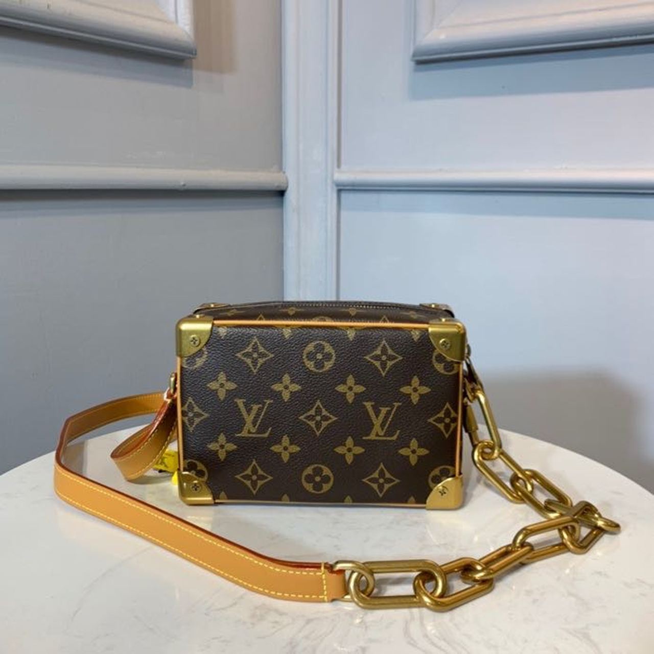 Top Quality Mini Soft Trunk Monogram Canvas For Women, WoBags, Shoulder And Crossbody Bags 7.2in/18.5cm Top Quality M68906