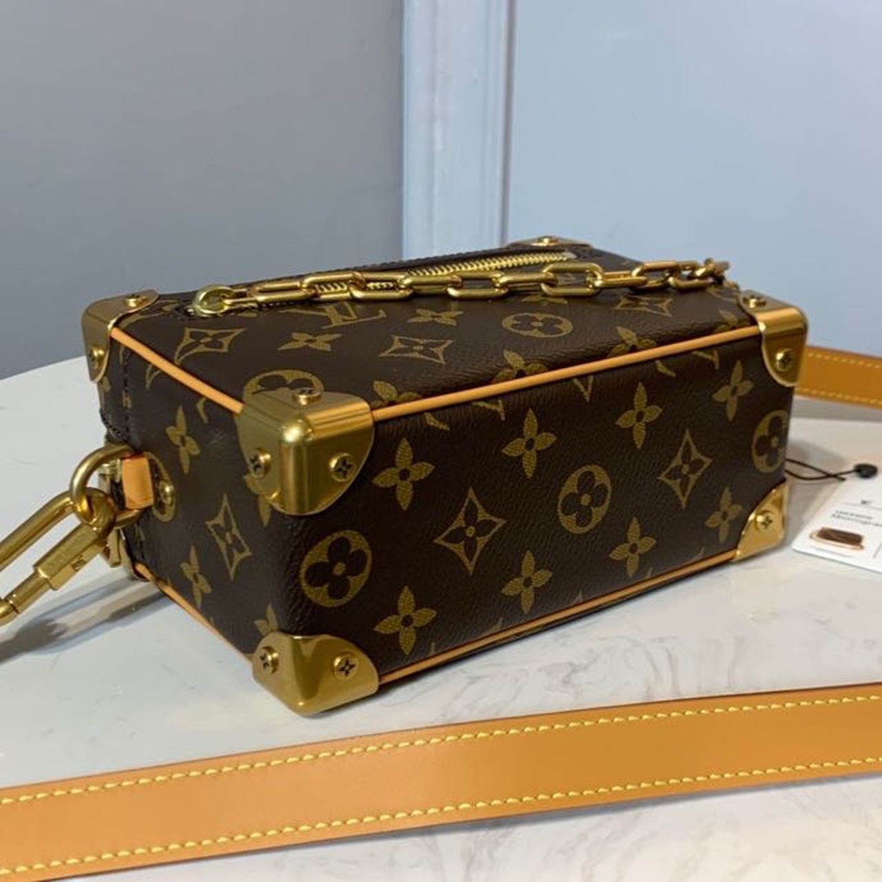 Top Quality Mini Soft Trunk Monogram Canvas For Women, WoBags, Shoulder And Crossbody Bags 7.2in/18.5cm Top Quality M68906