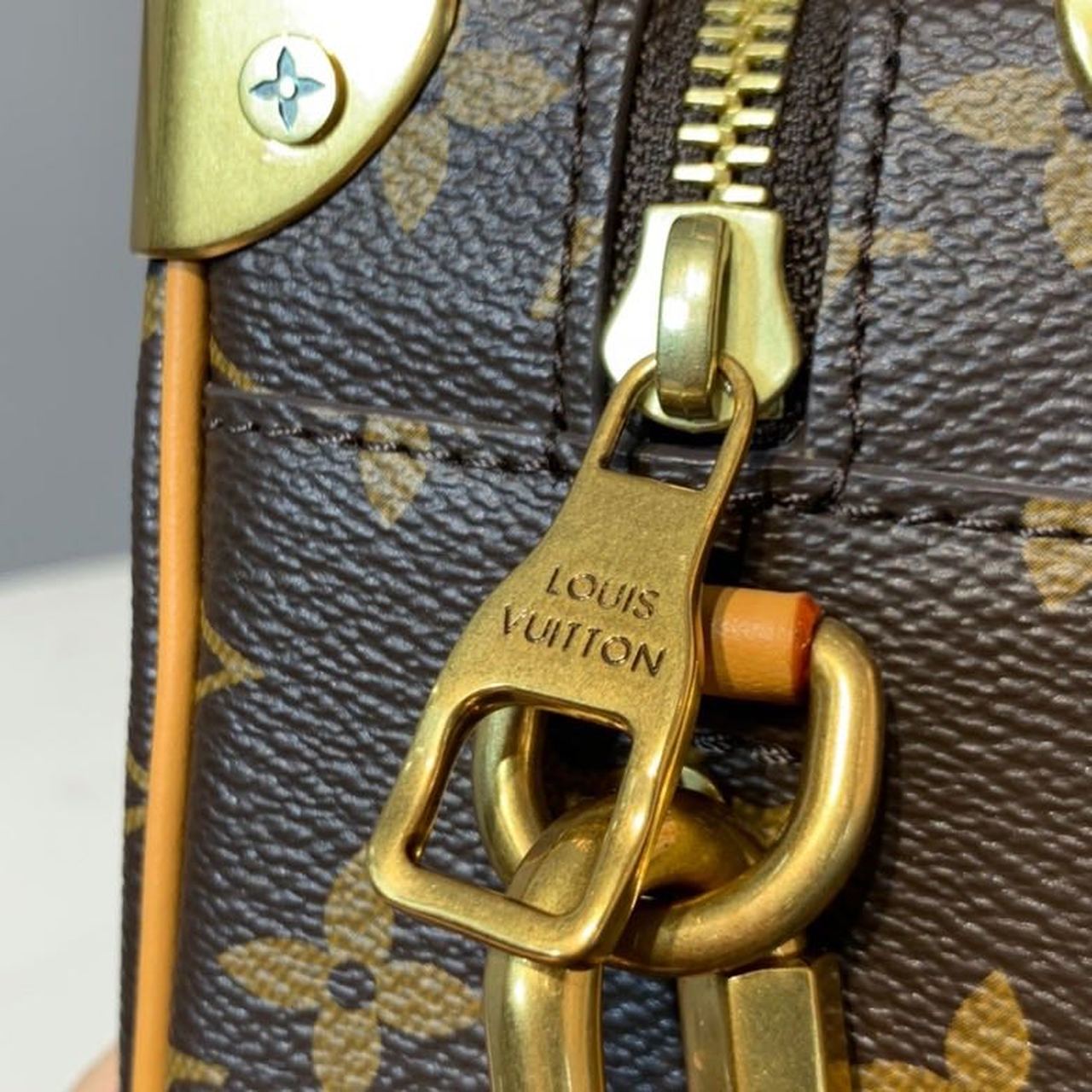 Top Quality Mini Soft Trunk Monogram Canvas For Women, WoBags, Shoulder And Crossbody Bags 7.2in/18.5cm Top Quality M68906