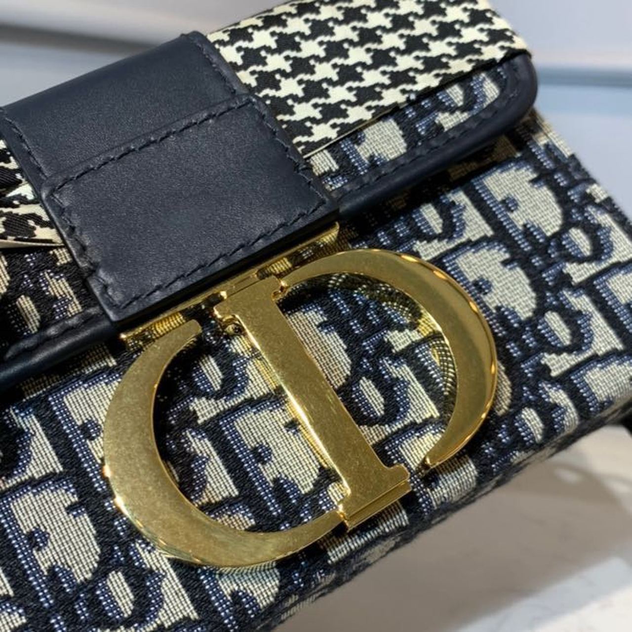 Top Quality 30 Montaigne Box Bag Blue Oblique For Women17.5cm/7in FD Gold Toned Hardware CD