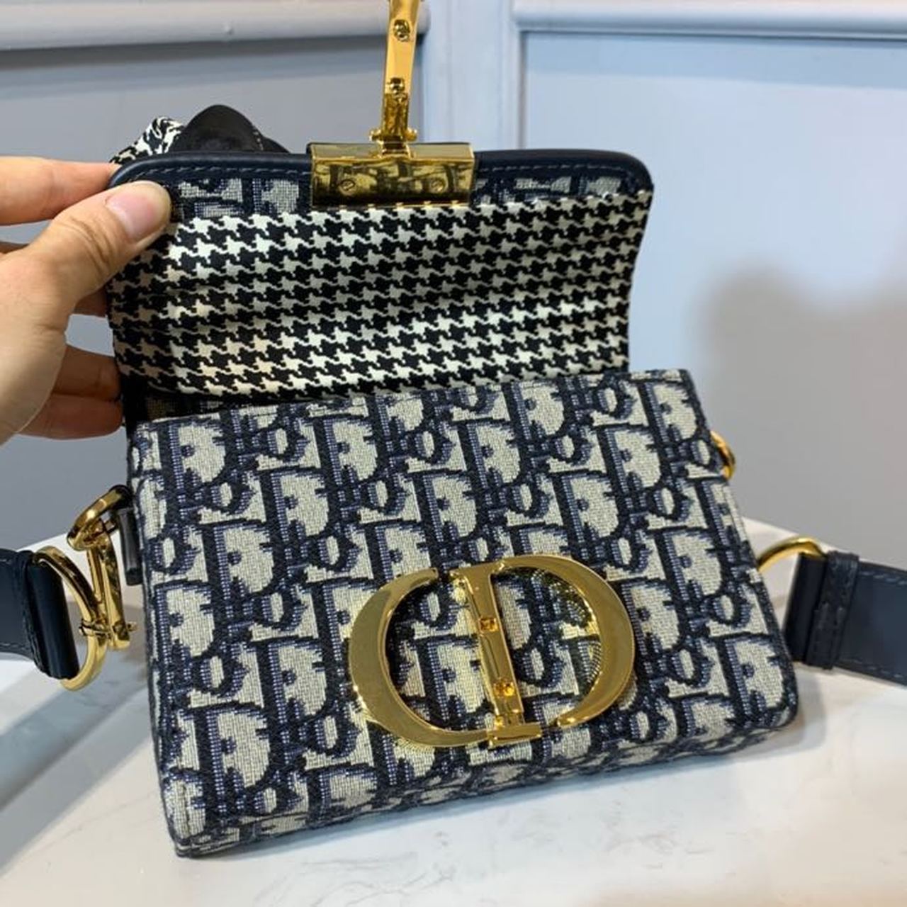 Top Quality 30 Montaigne Box Bag Blue Oblique For Women17.5cm/7in FD Gold Toned Hardware CD