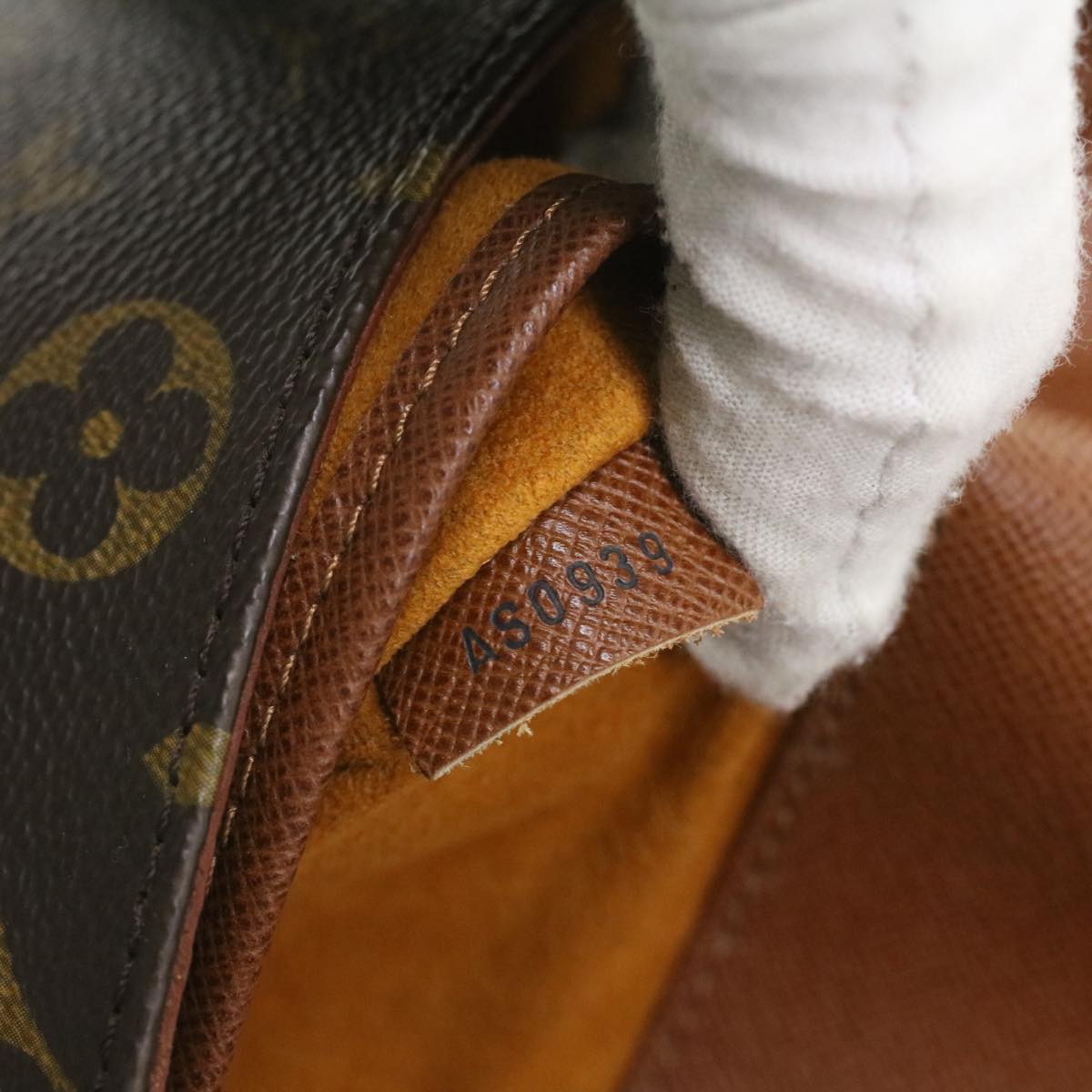 Louis Vuitton Brown Canvas M tte Salsa shoulder bag