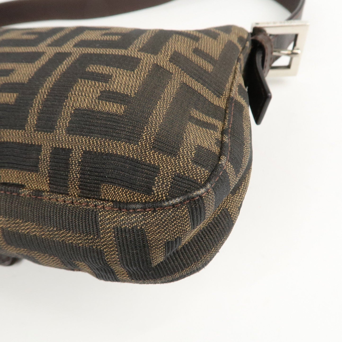 FENDI Mamma Baguette Zucca Canvas Leather Shoulder Bag Brown  d