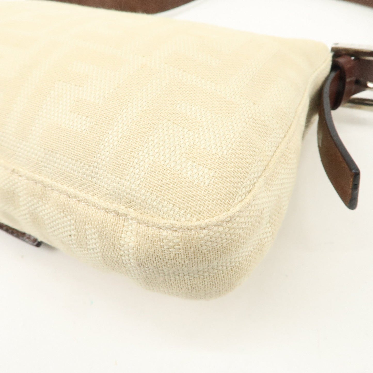 FENDI Zucca Mamma Baguette Canvas Shoulder Bag Beige White 26424  d