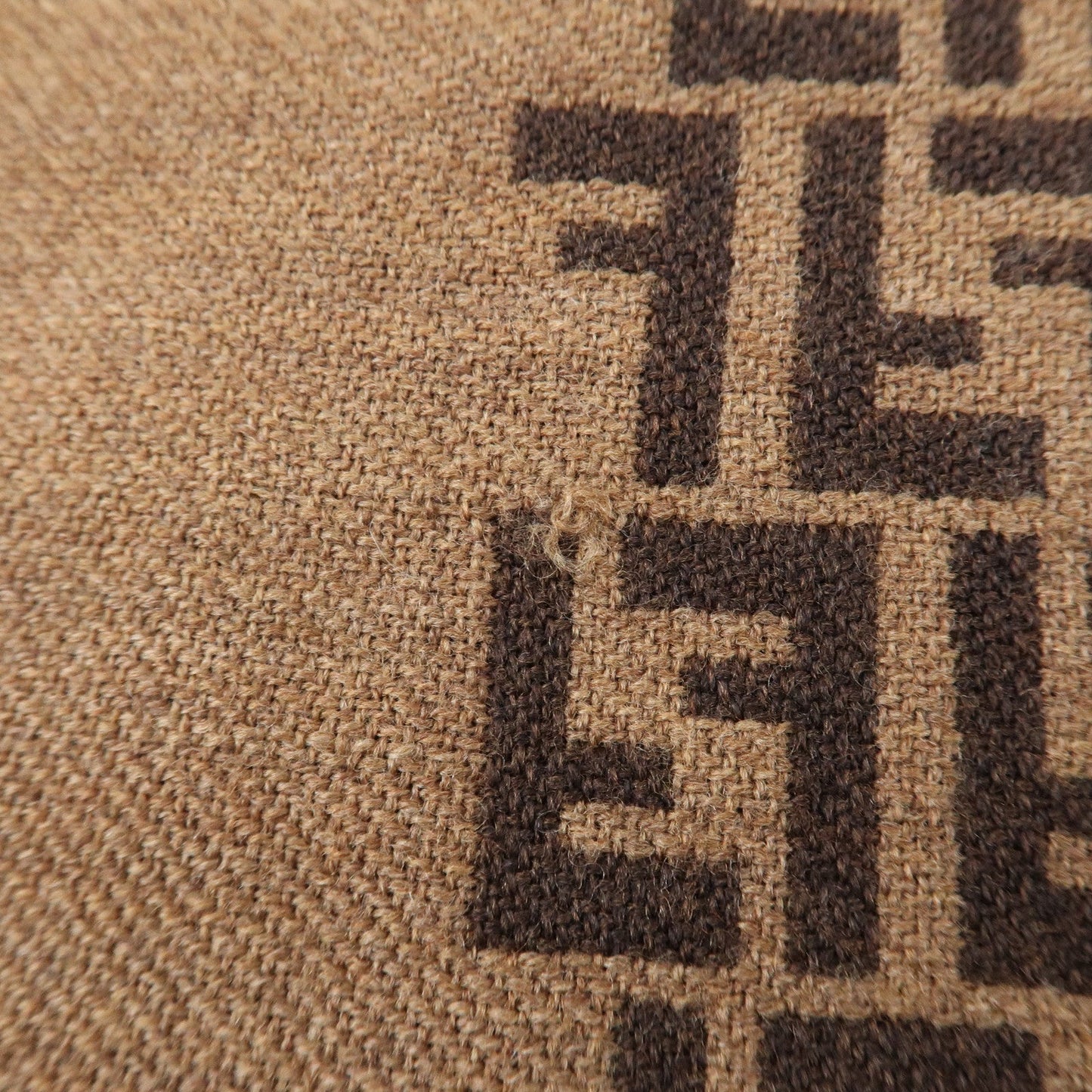 FENDI Zucchino Wool 100% Scarf Brown Black  d