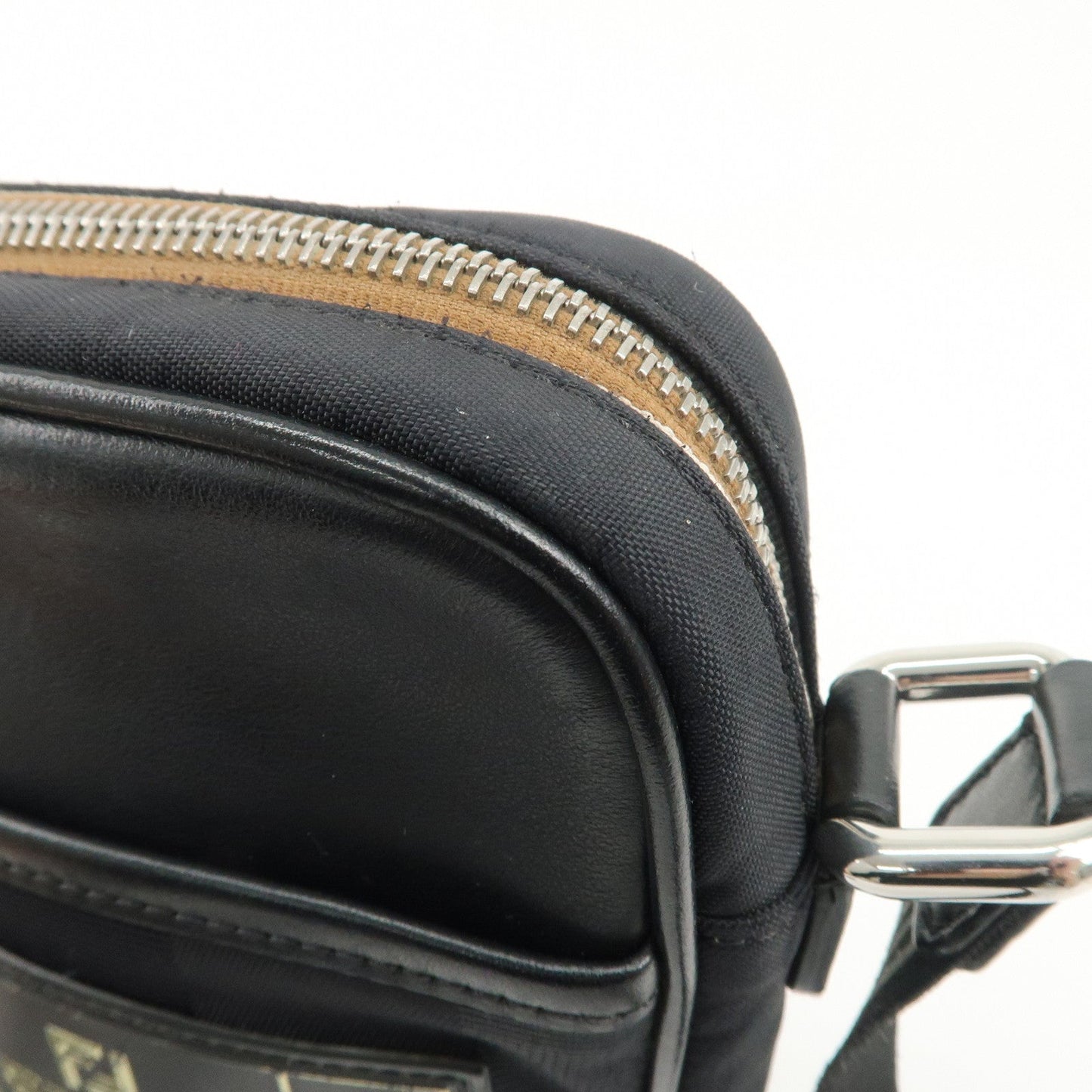 FENDI Pequin Nylon Leather Shoulder Bag Black 7VA456  d