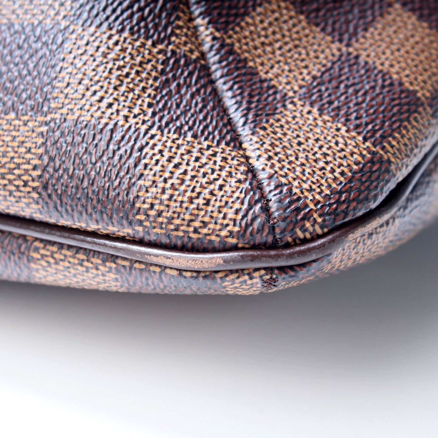 Louis Vuitton M tte Messenger Damier Ebene