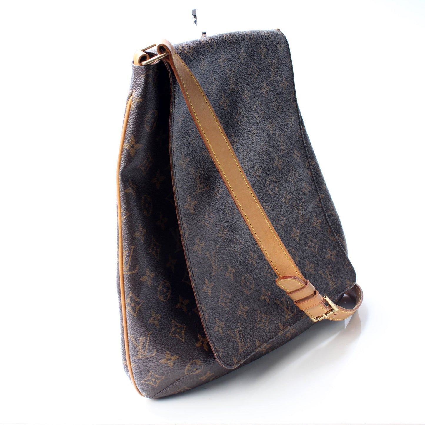 Louis Vuitton M tte Messenger Monogram