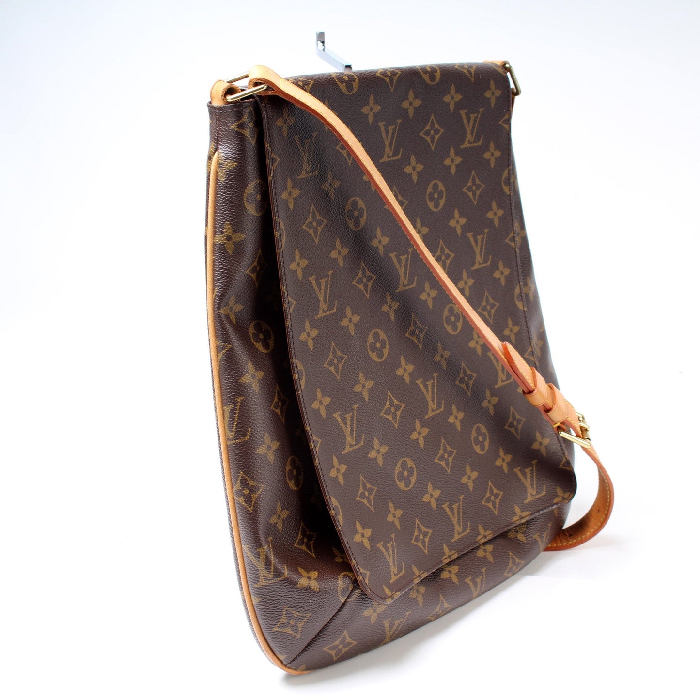Louis Vuitton M tte Messenger Monogram