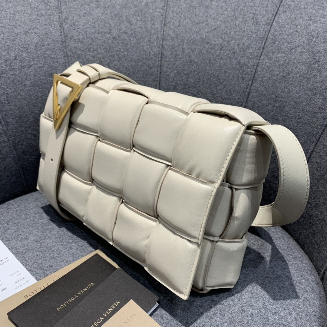 Top Quality Padded Cassette Bag For Women 10.2in/26cm In Chalk 591970VCQR19143