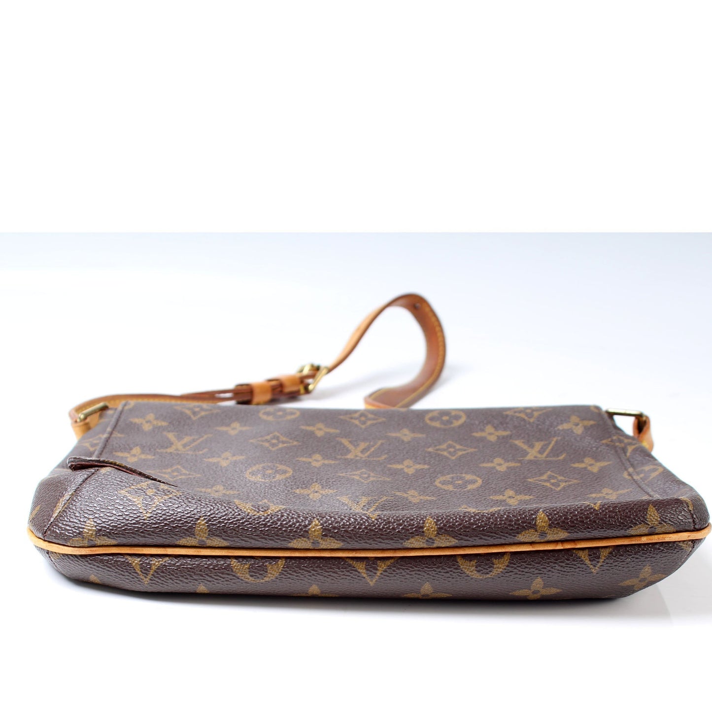 Louis Vuitton M tte Tango Short Monogram
