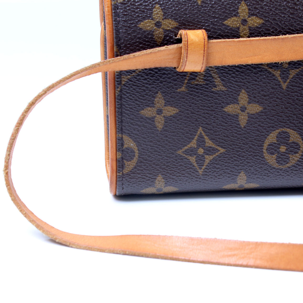 Louis Vuitton Pochette Florentine Monogram