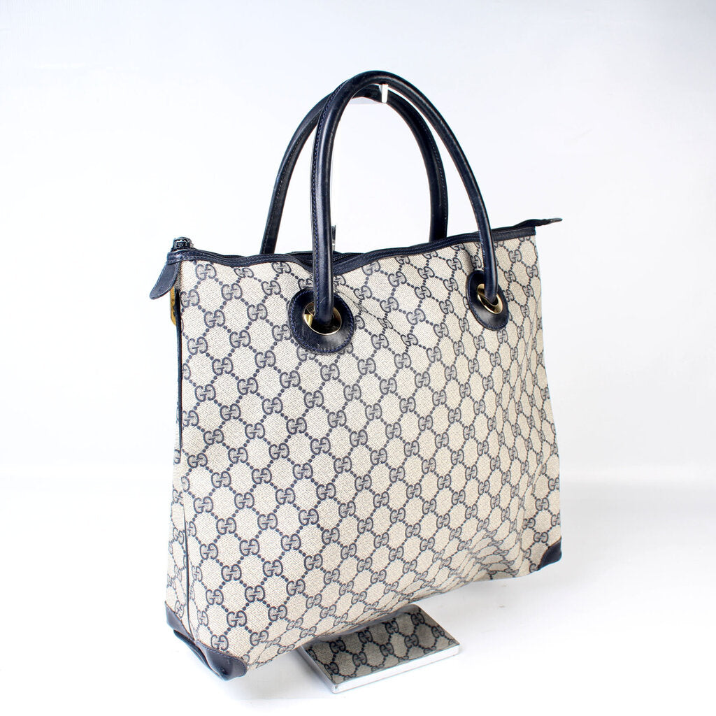 Gucci 02.39.4947   GG Supreme Tote Bag