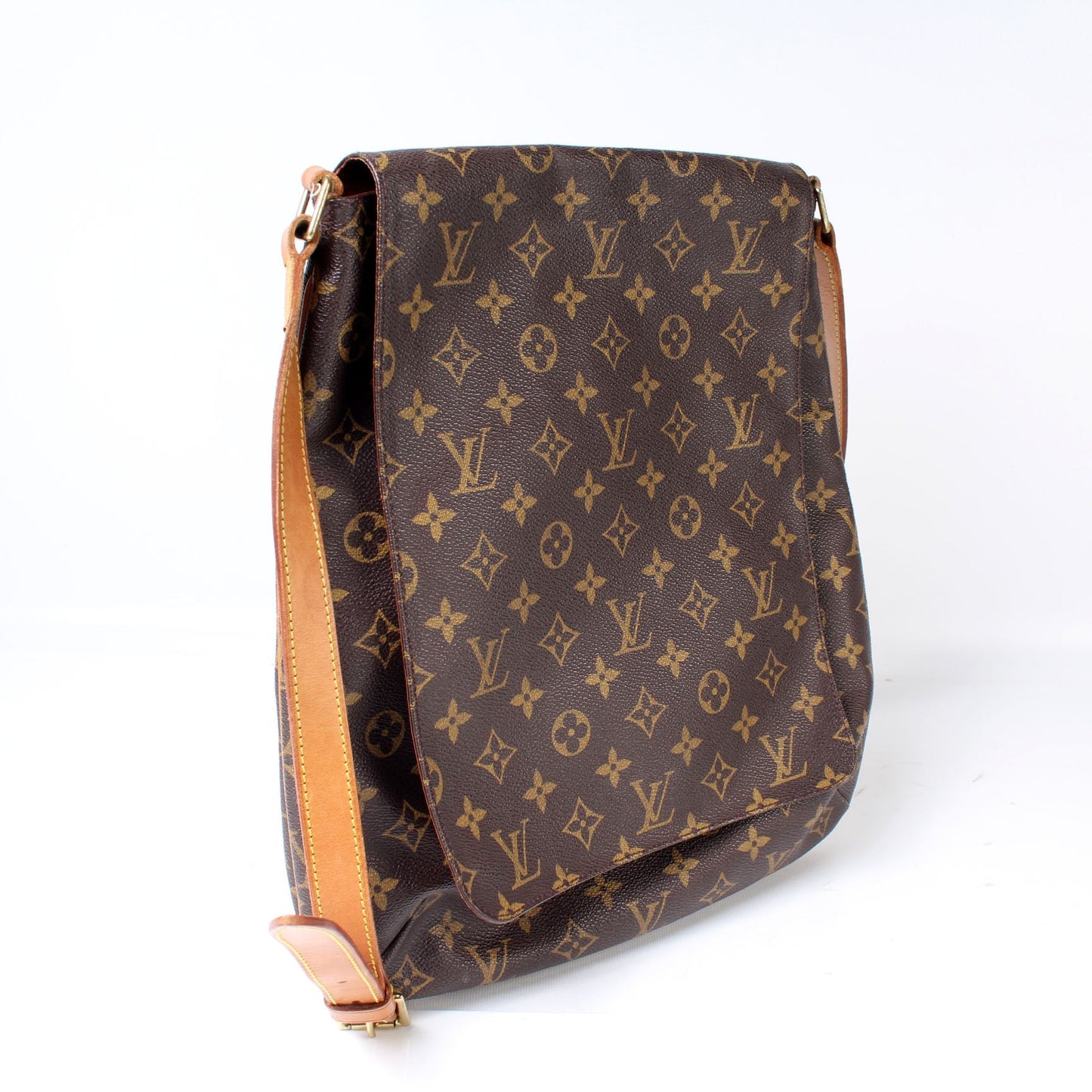 Louis Vuitton M tte Messenger Monogram