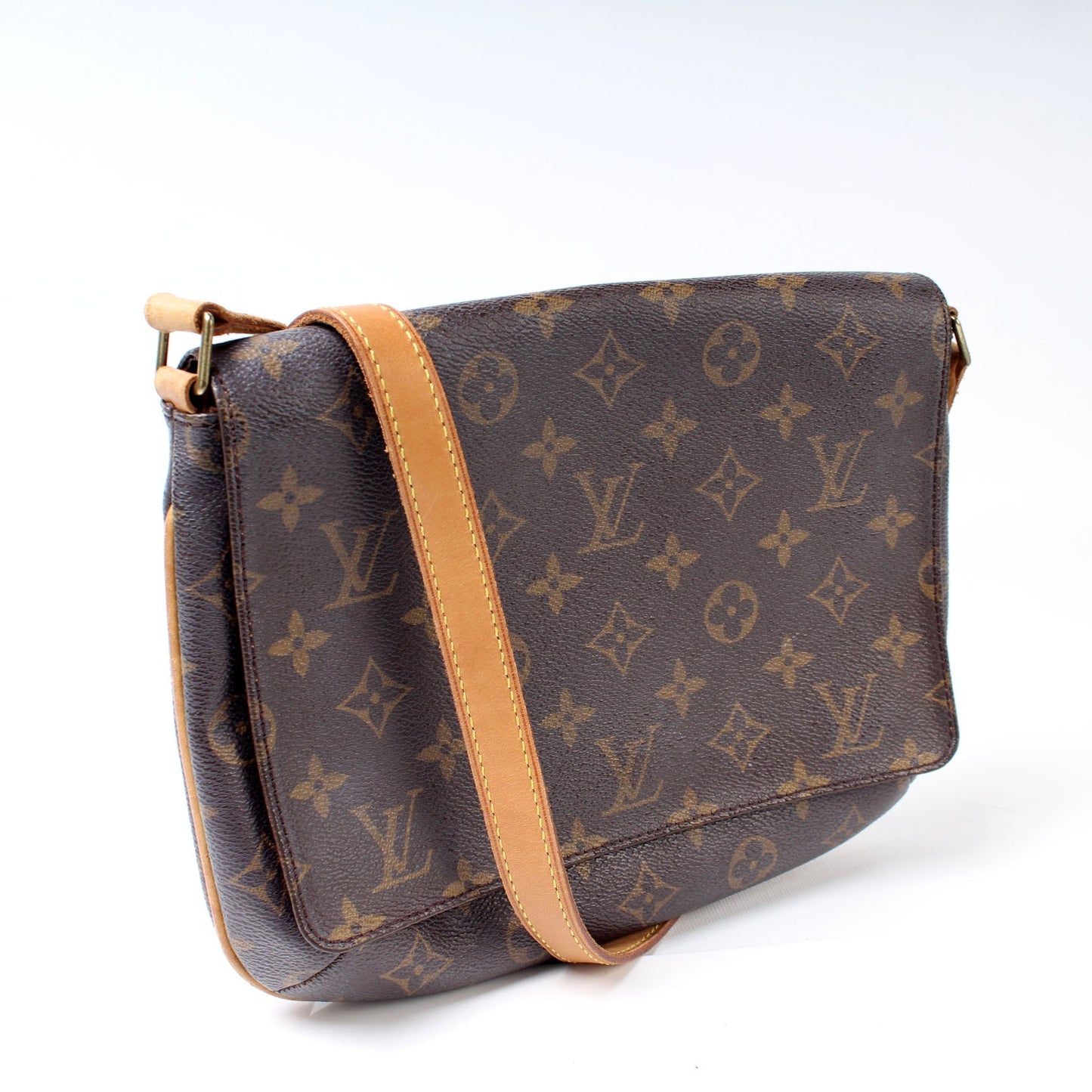 Louis Vuitton M tte Tango Long Monogram