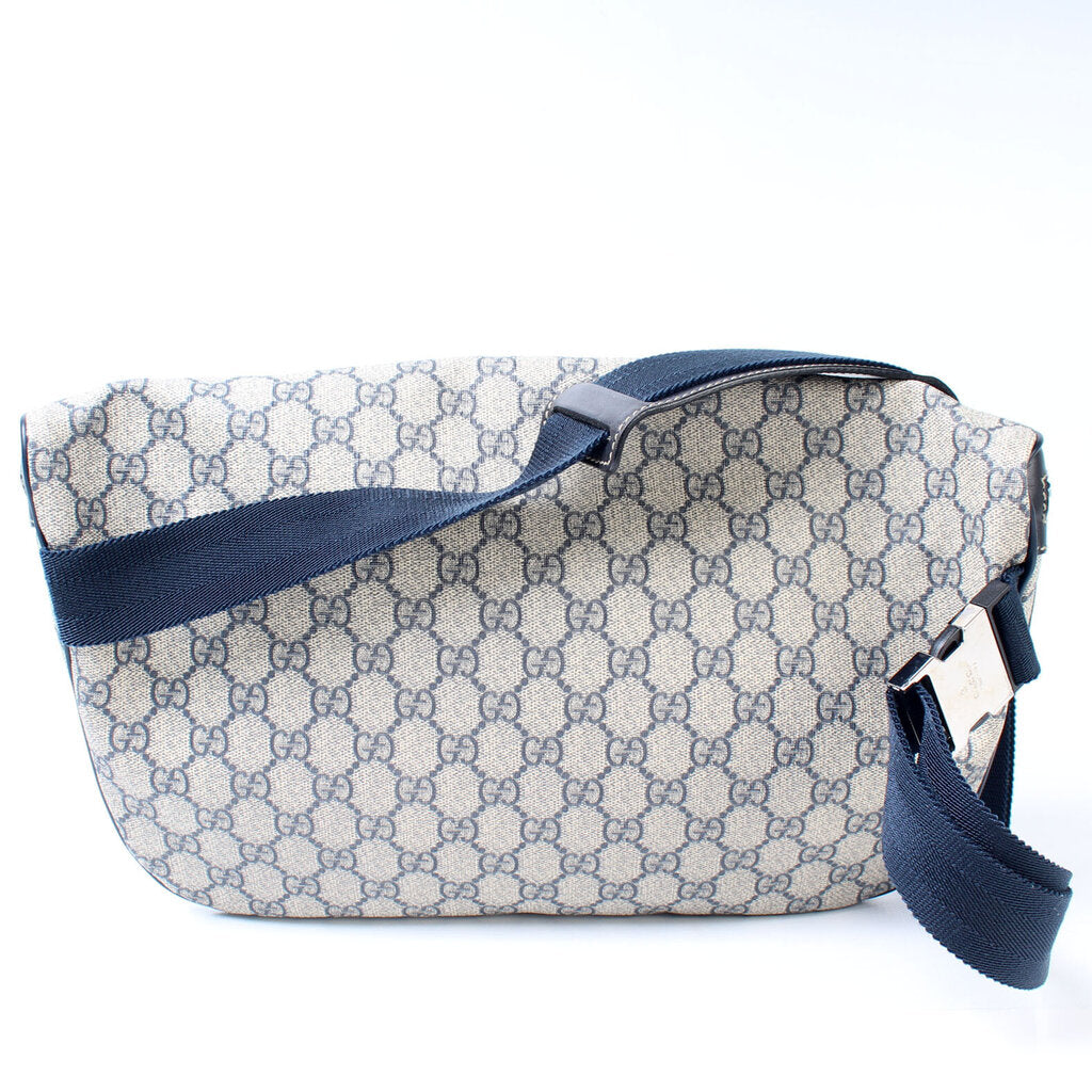 Gucci 211110 GG Supreme Belt Bag