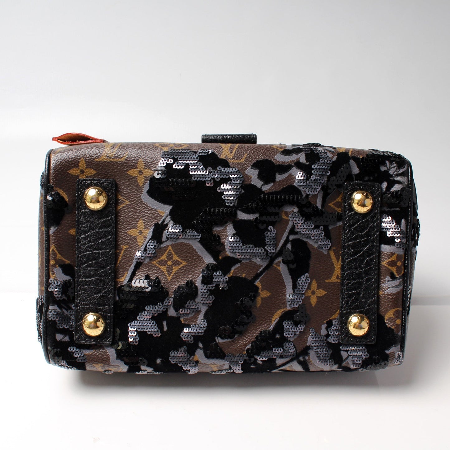 Louis Vuitton Carro l Fleur De Jais Monogram