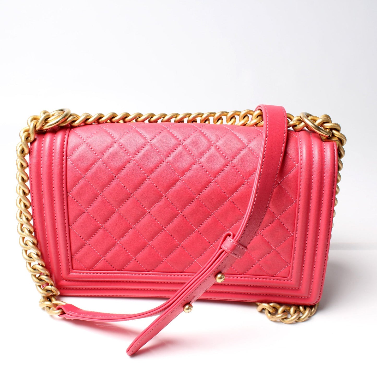 Chanel Boy Flap Medium New Lambskin 29M Bag