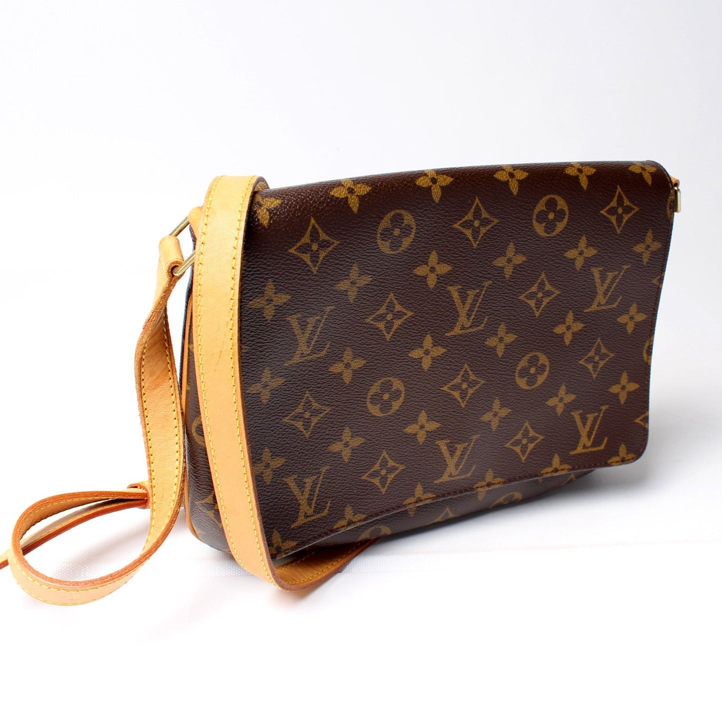 Louis Vuitton M tte Tango Long Monogram