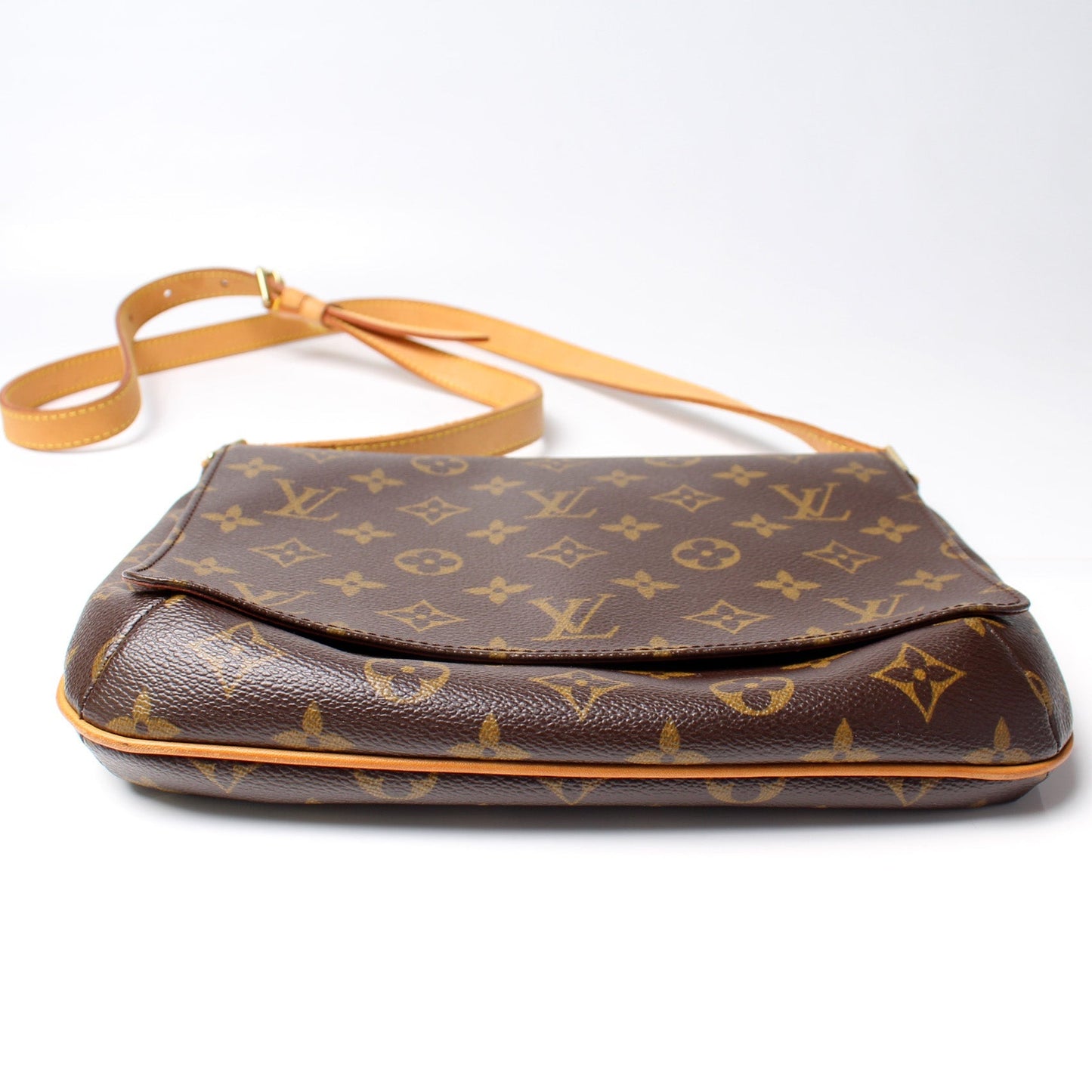 Louis Vuitton M tte Tango Long Monogram