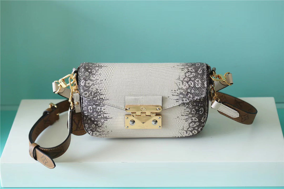Top Quality Swing Monogram SiTop Qualityer For Women,  Shoulder And Crossbody Bags 24cm/9.4in Top Quality 