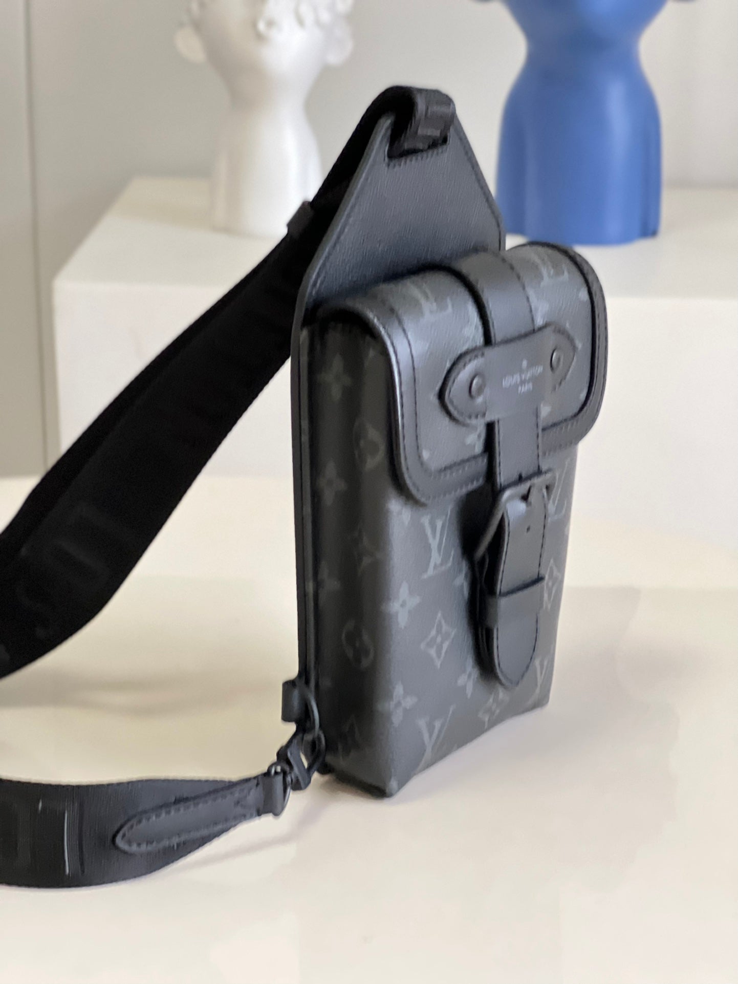 Top Quality Saumur Slingbag Monogram Eclipse Black For Men, Bags, Crossbody Bags 7.1in/18cm Top Quality M45912