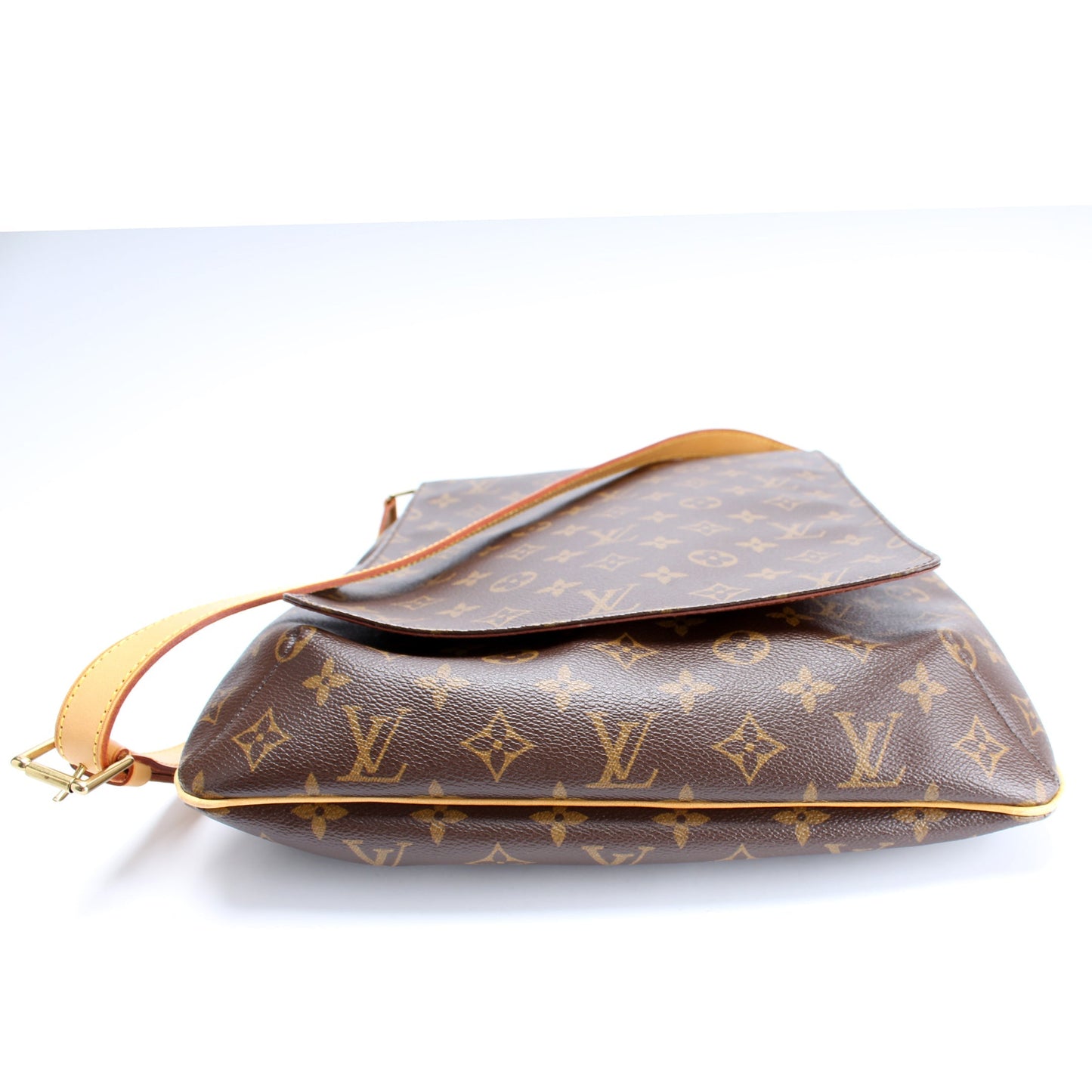 Louis Vuitton M tte Messenger Monogram